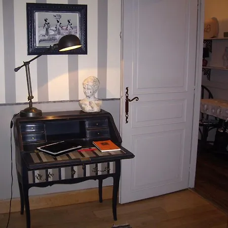 La Maison De La Couleur